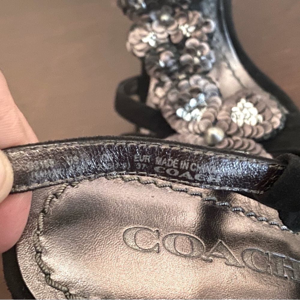 Coach Bianca Floral Heels - Picture 6 of 8